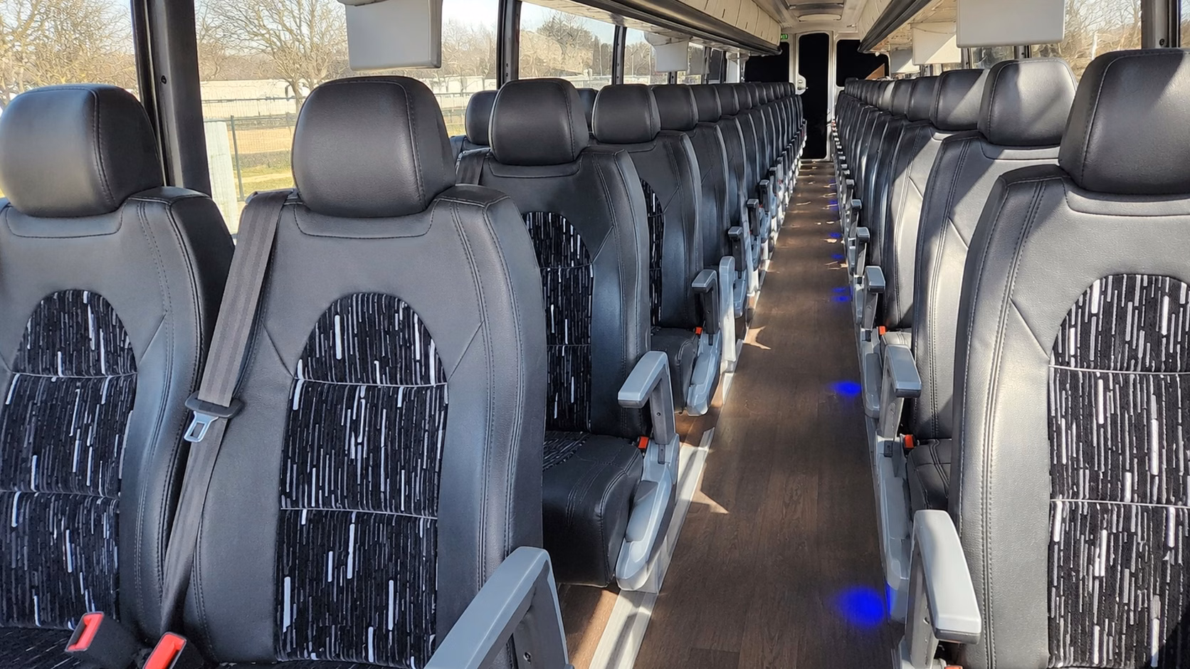 choosing the right bus for college sports fan groups heading out of alexandria