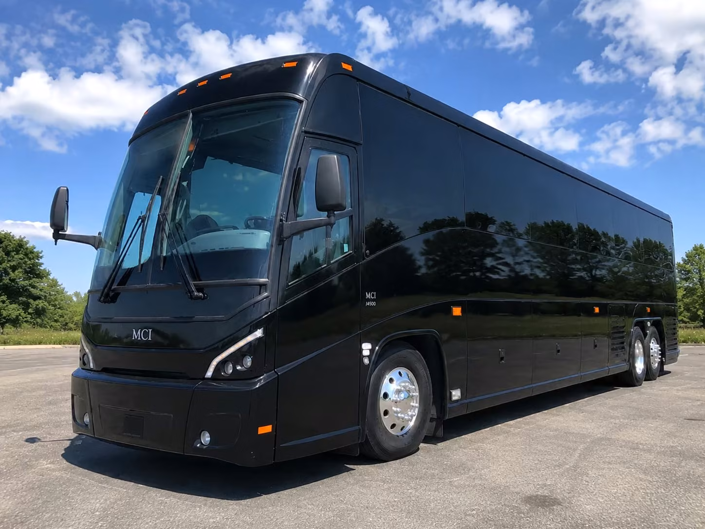concert bus rentals in alexandria