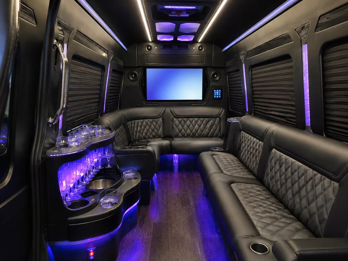 corporate event bus rentals for alexandria s government and defense sector