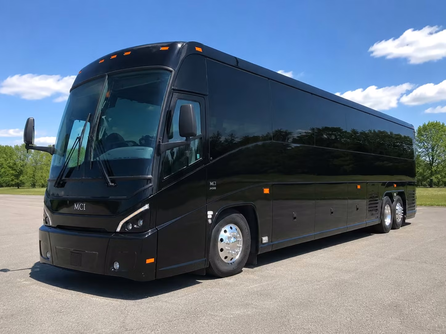 fill out one quick form and arrange a charter bus to capital one arena or audi field from alexandria
