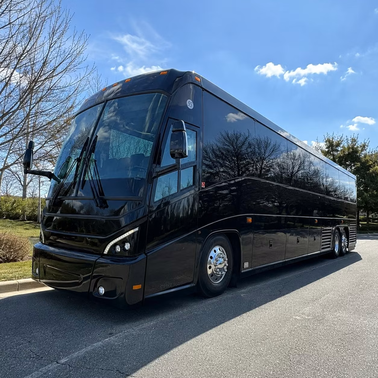 hotel and group airport shuttle coordination near alexandria